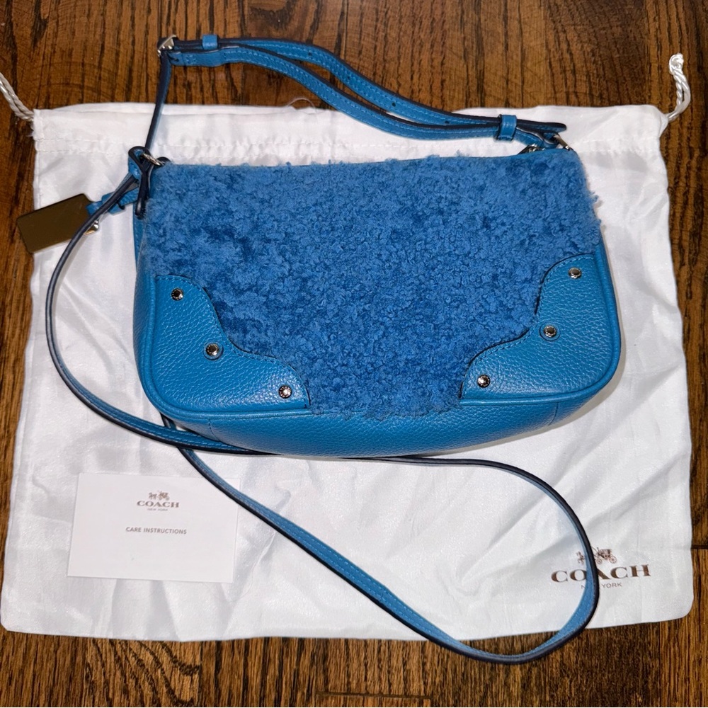 COACH Rhyder Blue Shearling Crossbody Pochette - Picture 4 of 8
